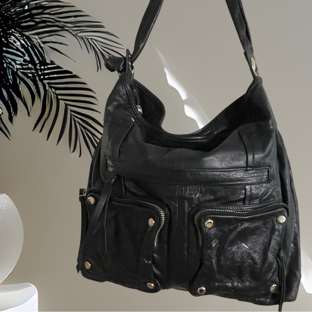 Junior Drake Black Leather Hobo Bag with Slouchy Design
